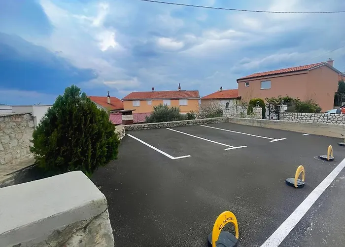 Infinity - Authentic Croatian Escape