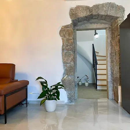 Infinity - Authentic Croatian Escape Nyaraló *