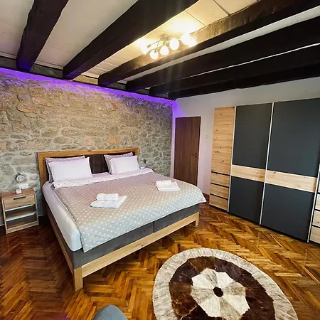 Infinity - Authentic Croatian Escape Nyaraló