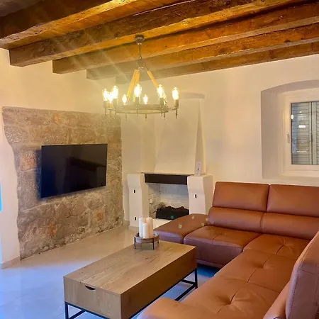 Nyaraló Infinity - Authentic Croatian Escape *