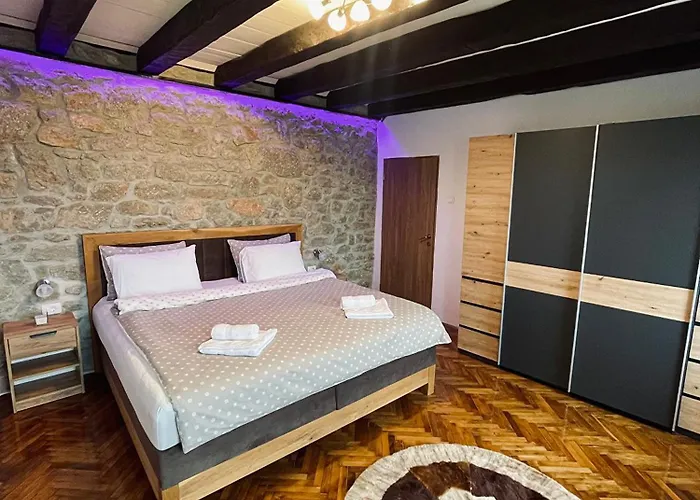 Infinity - Authentic Croatian Escape بيت للعطل